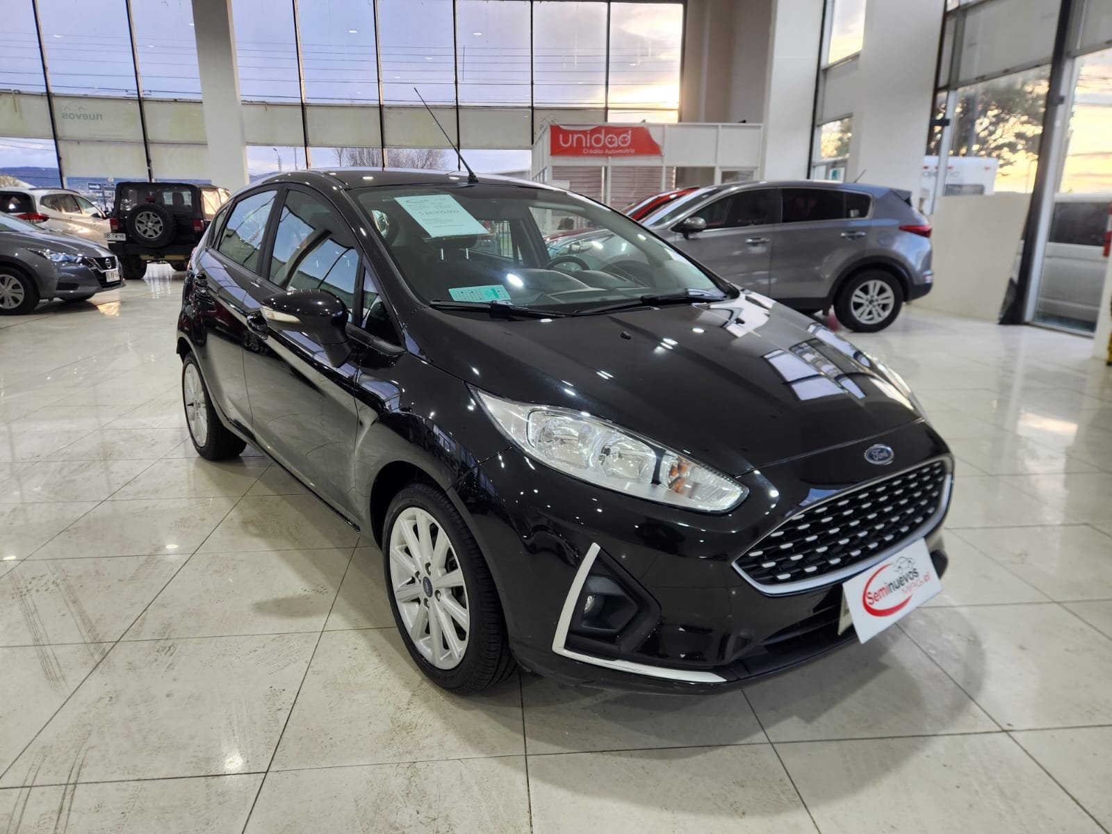 autos-usados-punta-arenas-vehiculos-usados-punta-arena.-autos-punta-arenas-seminuevosmag-magallanes-auto-barato-credito-automotriz-FORD-FIESTA-2019-1-3