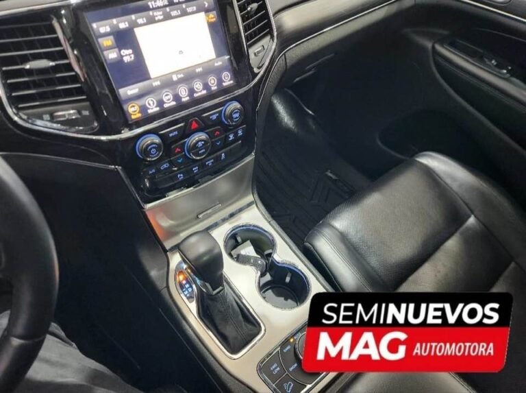 AUTO STATION WAGON JEEP GRAND CHEROKEE 2019 6