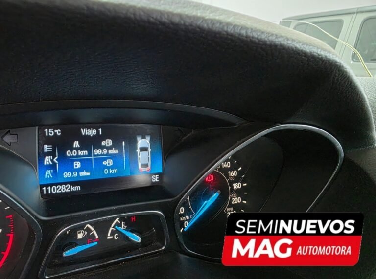 autos usados, autos seminuevos punta arenas autos puerto natales autos usados porvenir FORD FOCUS 2015 6