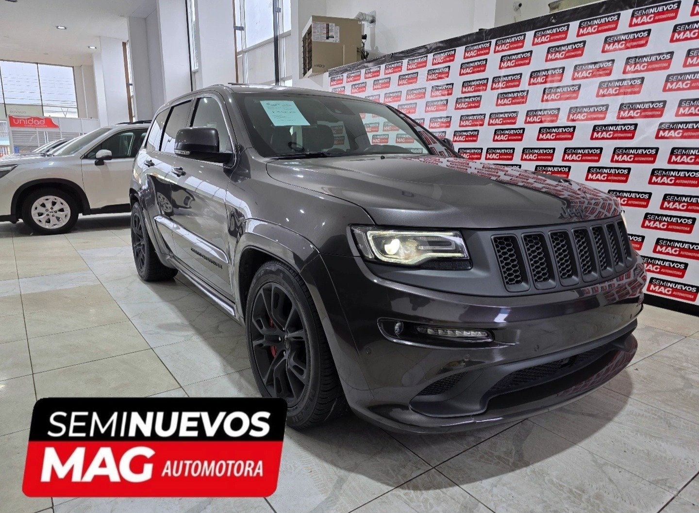 autos usados punta arenas puerto natales porvenir puerto williams magallanes jeep grand cherokee 2015 srt 1