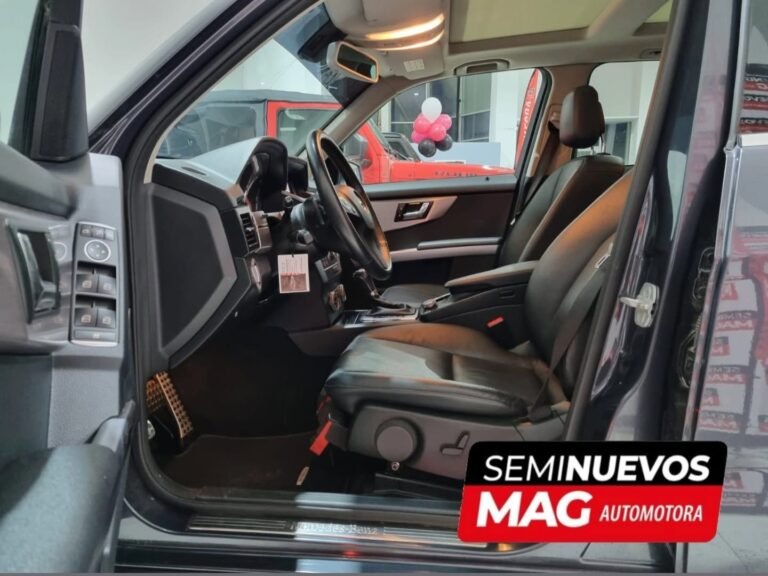 arenas autos puerto natales autos usados porvenir coyhaique aysen chile chico puq zona franca MERCEDES CLK 220 5