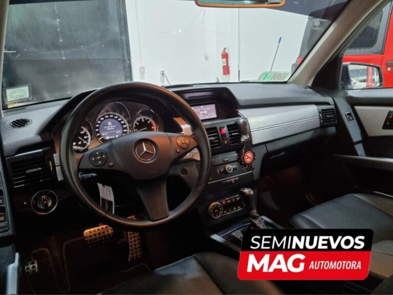 arenas autos puerto natales autos usados porvenir coyhaique aysen chile chico puq zona franca MERCEDES CLK 220 6