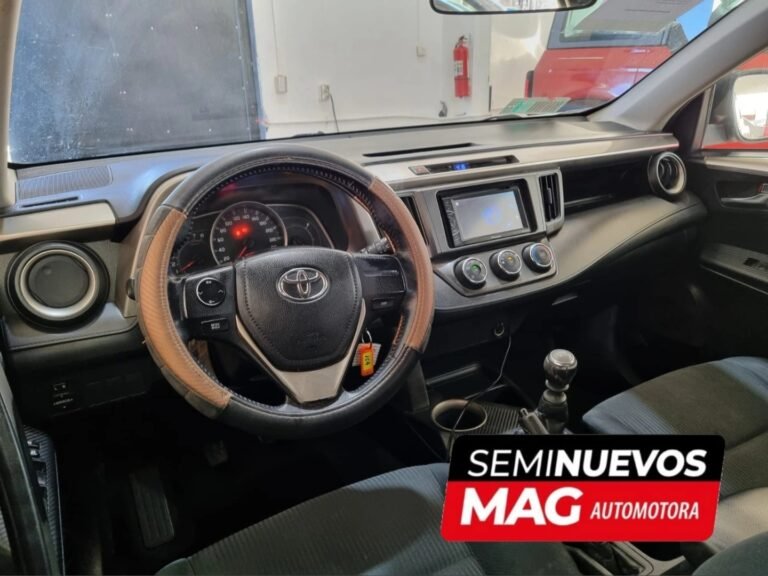 arenas autos puerto natales autos usados porvenir coyhaique aysen chile chico puq zona franca TOYOTA RAV4 5