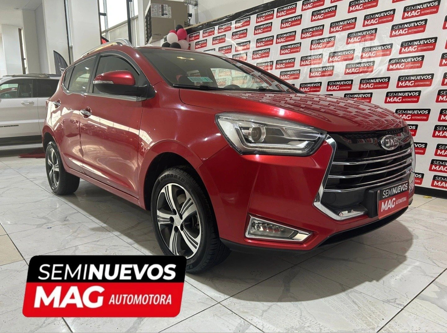 punta arenas autos puerto natales autos usados porvenir coyhaique aysen chile chico puq zona franca JAC S1 2