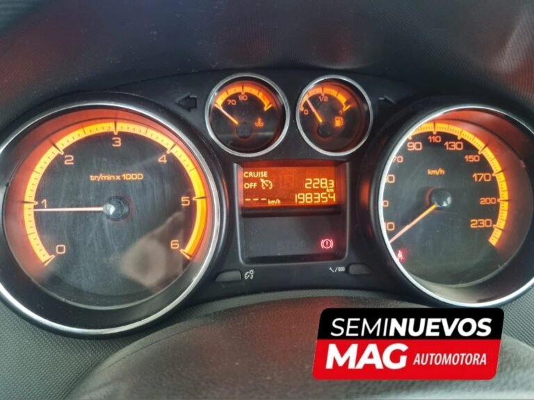 punta arenas autos puerto natales autos usados porvenir coyhaique aysen chile chico puq zona franca PEUGEOT 308 8