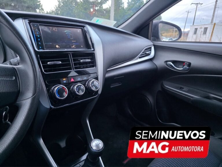 punta arenas autos puerto natales autos usados porvenir coyhaique aysen chile chico puq zona franca TOYOTA YARIS 5