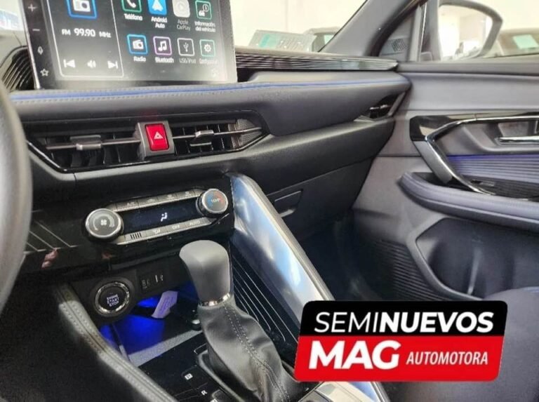 TOYOTA YARIS CROSS 2024 5